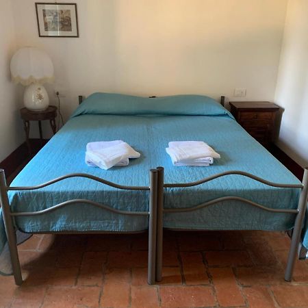 Casale Gli Ulivi Apartamento Donnini Exterior foto