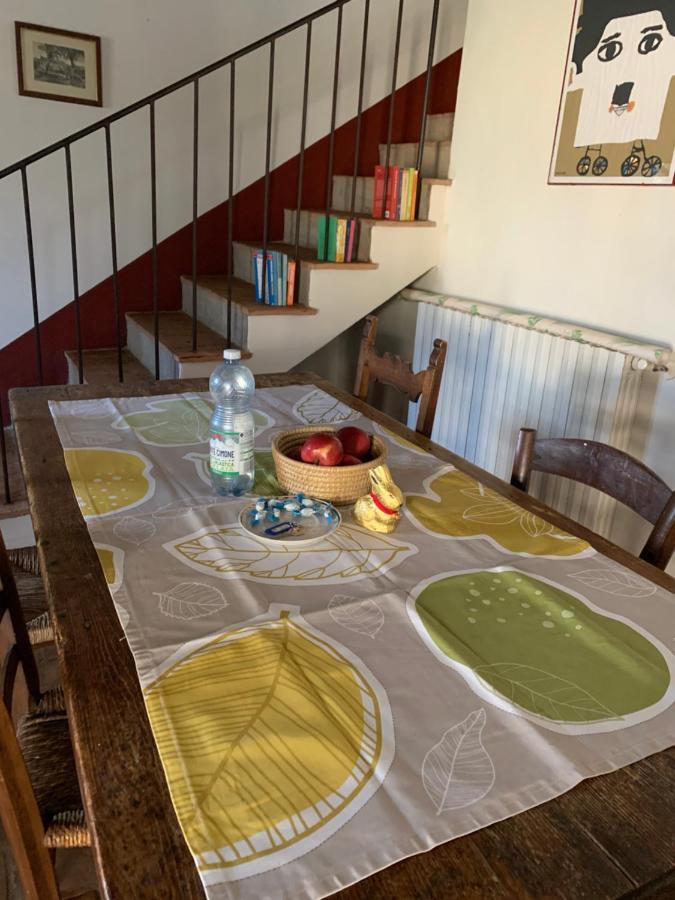 Casale Gli Ulivi Apartamento Donnini Exterior foto